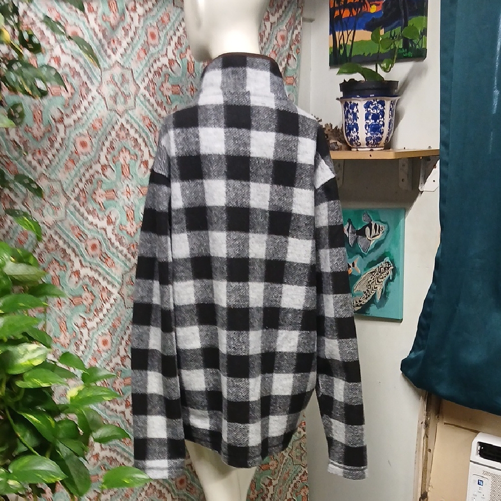 John Wayne Partial Button Checkered Polyester Pul… - image 3